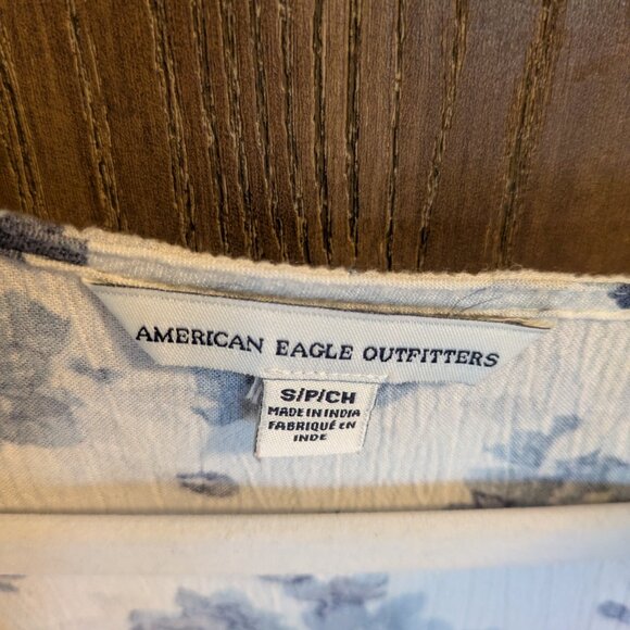 AE women's top - Picture 2 of 2